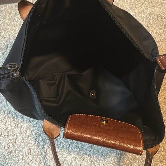 Black Medium Longchamp Bag, Perfect Condition - Picture 5 of 5